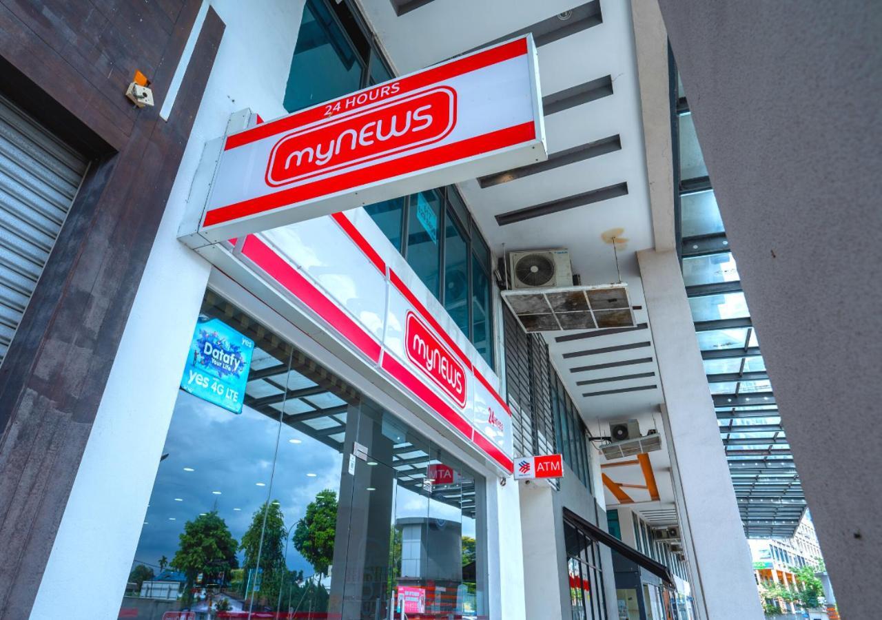 Greystone Centrestage Pj Hotel Petaling Jaya Exterior photo